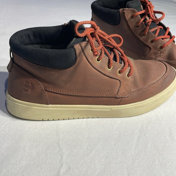 Etnies Crestone MTW Shoes - Mens Size 8 Brown / Black EUC - Picture 2 of 6